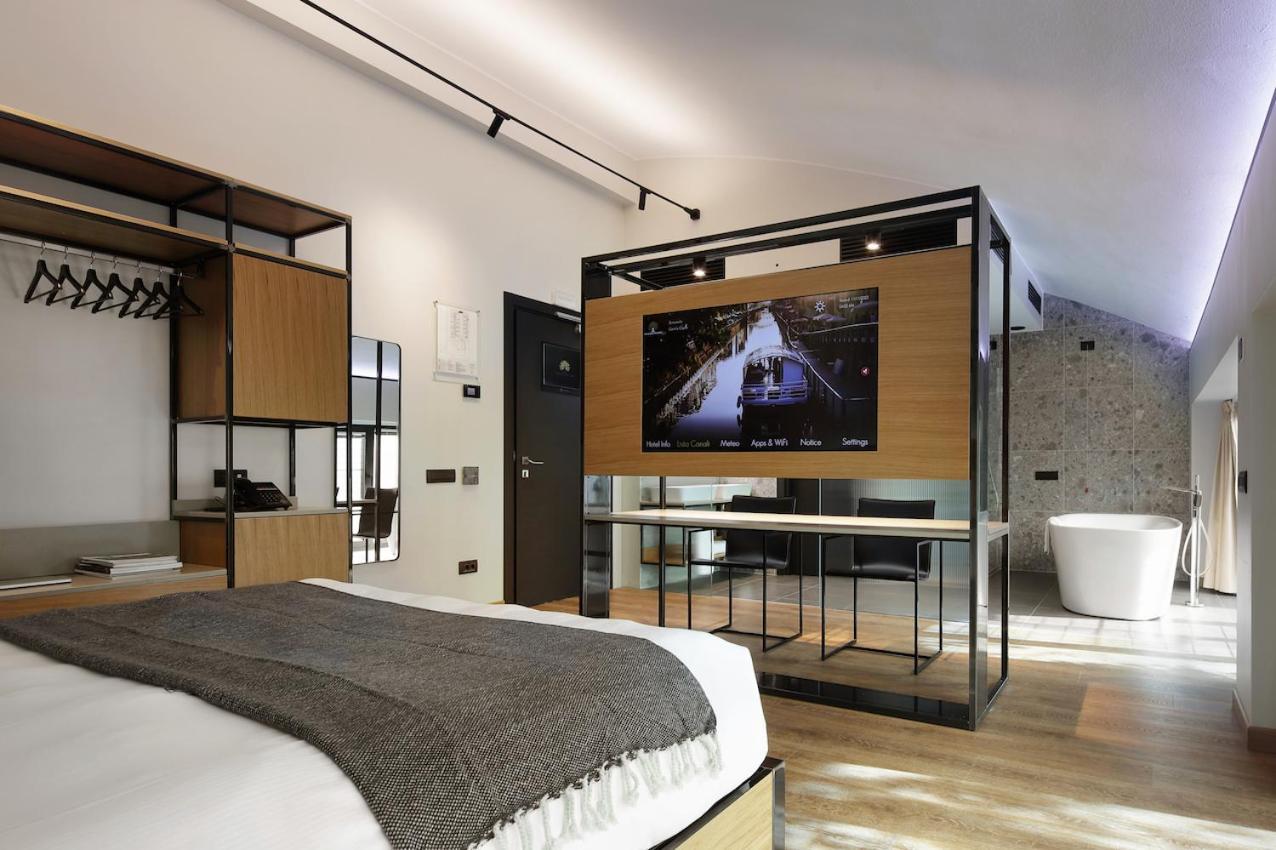 Versoverde Hotel Alzaia Naviglio Grande Mediolan Zewnętrze zdjęcie