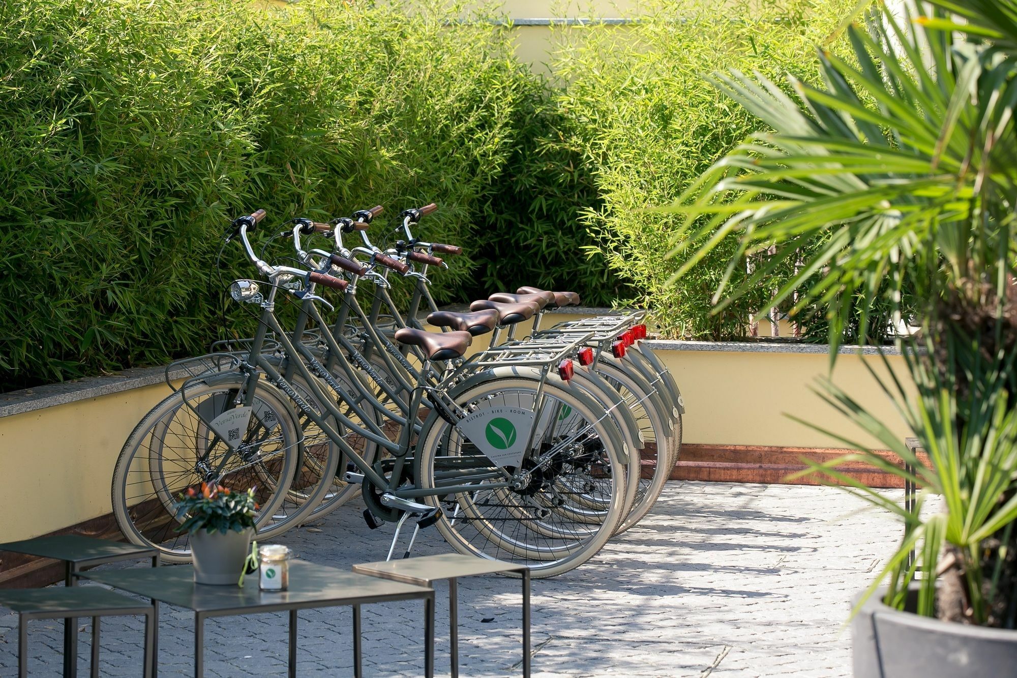 Versoverde Hotel Alzaia Naviglio Grande Mediolan Zewnętrze zdjęcie